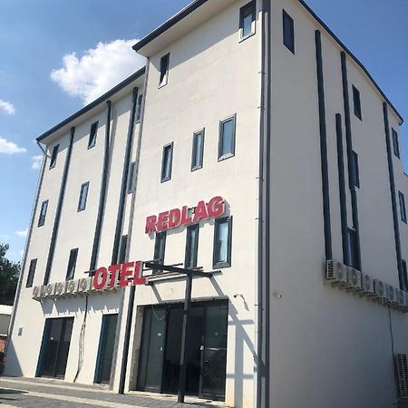 Red Flag Hotel Aksu  Bagian luar foto